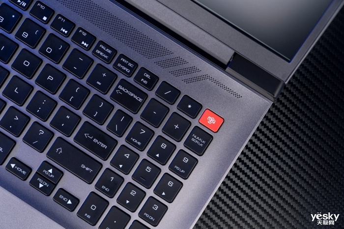 顏值擔當性能不凡 雷神ZERO 2022深度評測