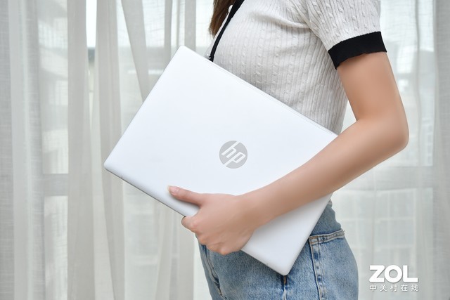 安排!適合大學生的高性能輕薄本推薦來嘍