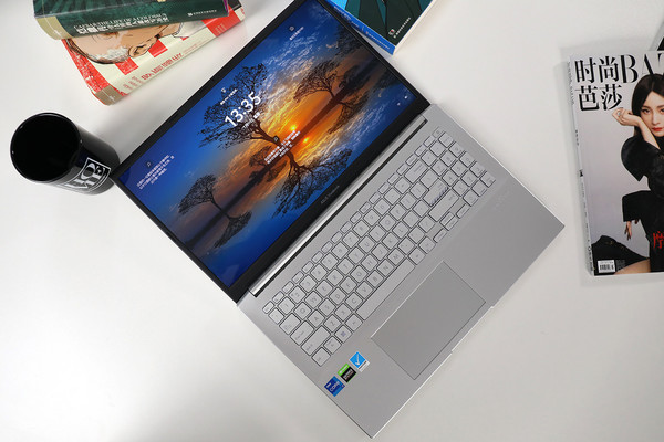 華碩無畏Pro 15 2022評測:性能超強的輕薄全能本 華碩無畏Pro 15 2022評測:性能超強的輕薄全能本